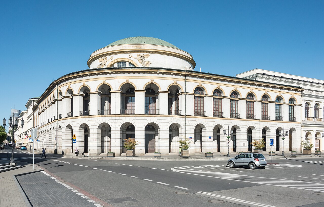 Gmach dawnego Banku Polskiego i giełdy przy placu Bankowym w Warszawie